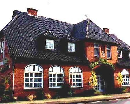 Hotel-Restaurant Pfeffermuehle Doerverden Bagian luar foto